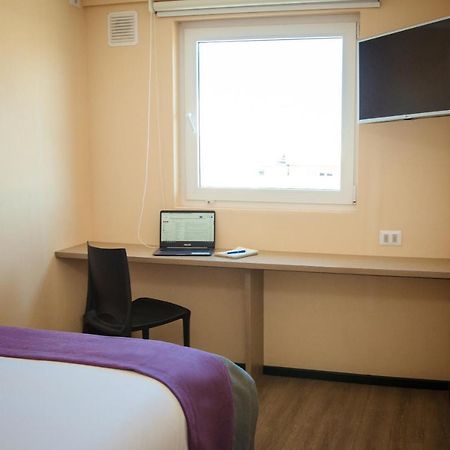 Hotel Modular Express Calama Extérieur photo