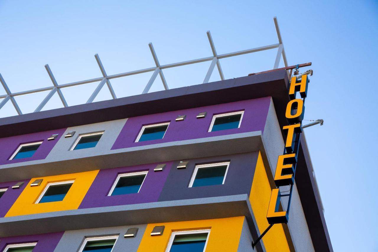 Hotel Modular Express Calama Extérieur photo