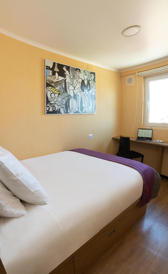 Hotel Modular Express Calama Extérieur photo