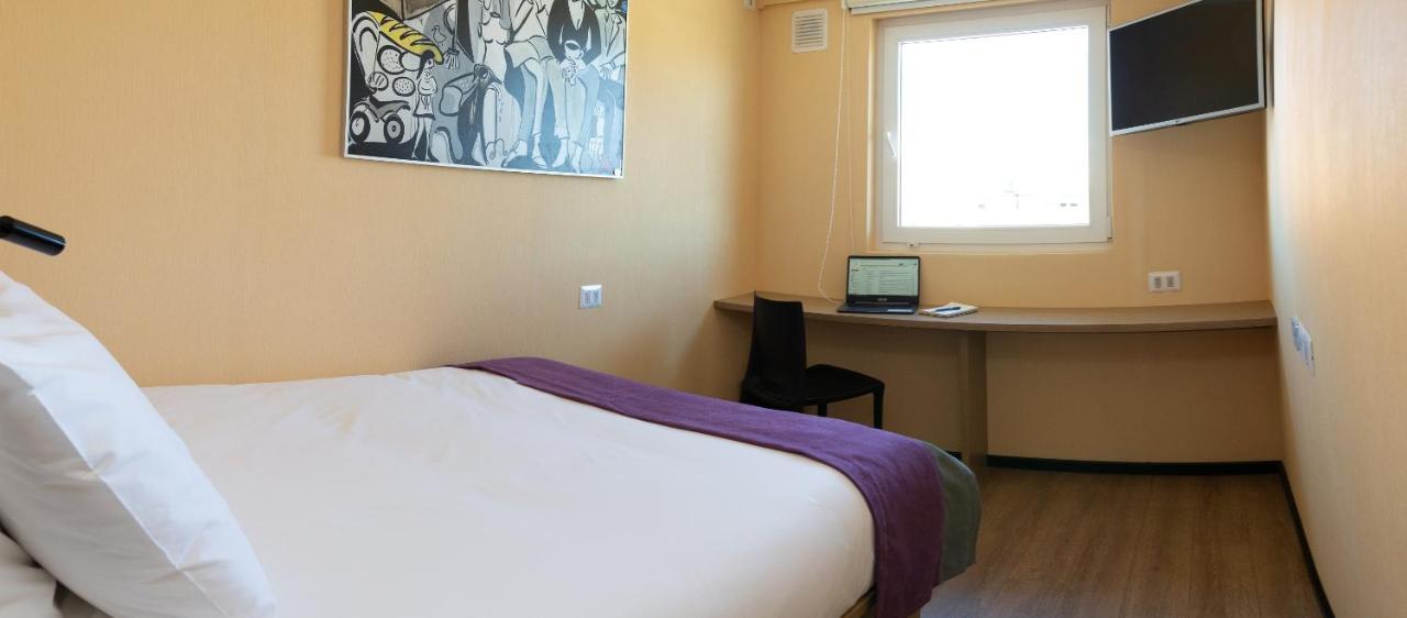 Hotel Modular Express Calama Extérieur photo