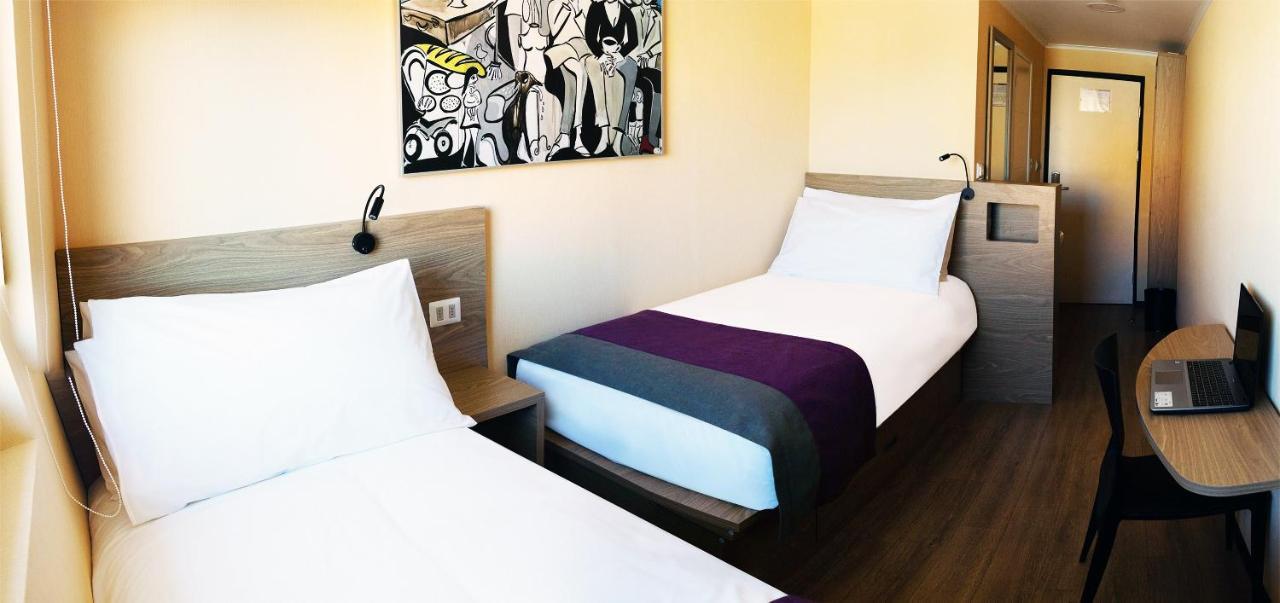 Hotel Modular Express Calama Extérieur photo